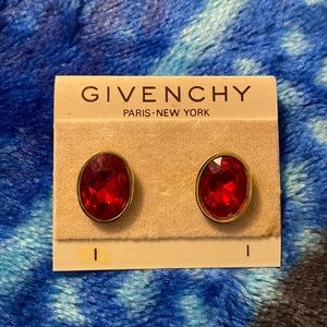 Vintage Earrings ❤️